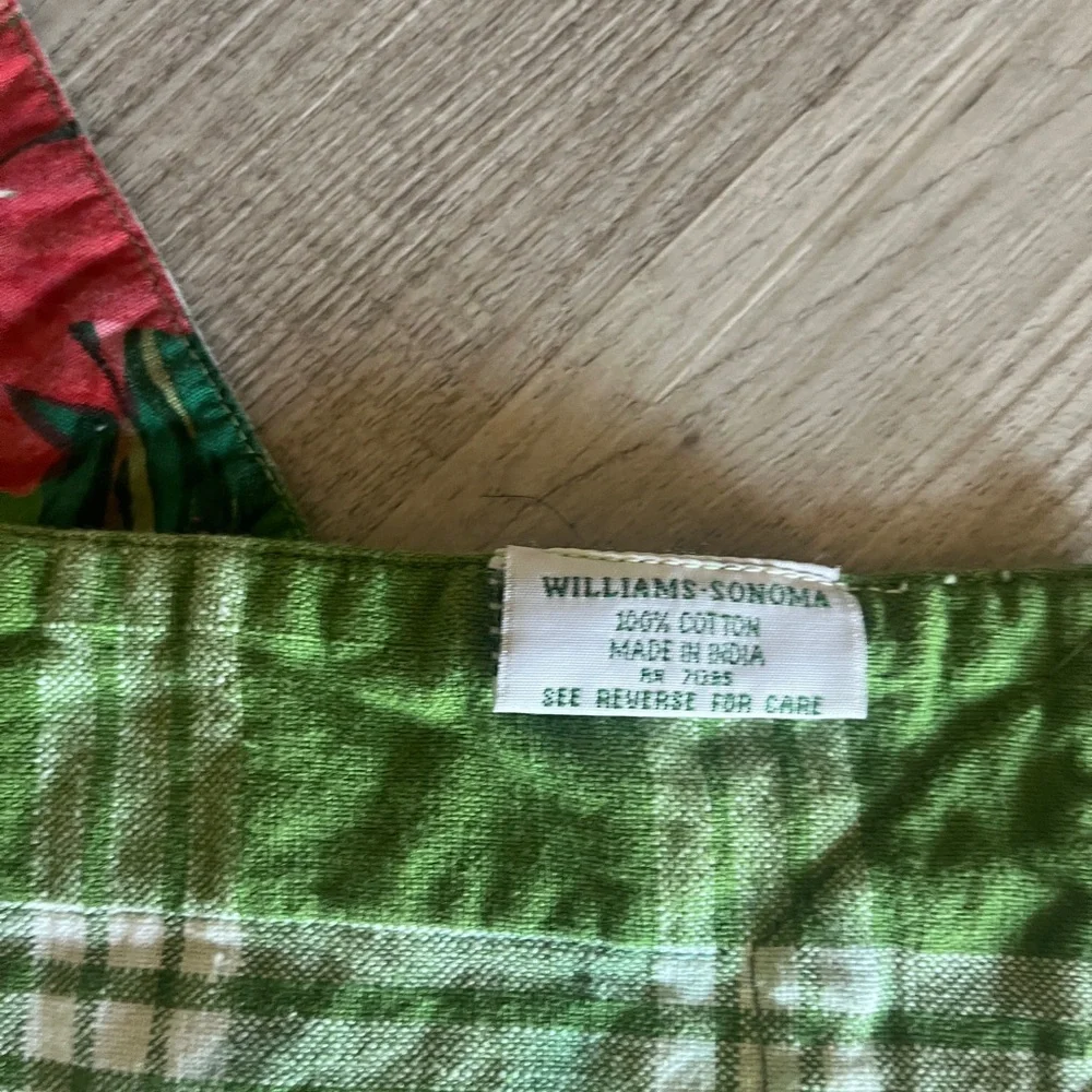 Williams Sonoma 2 floral and plaid red green placements